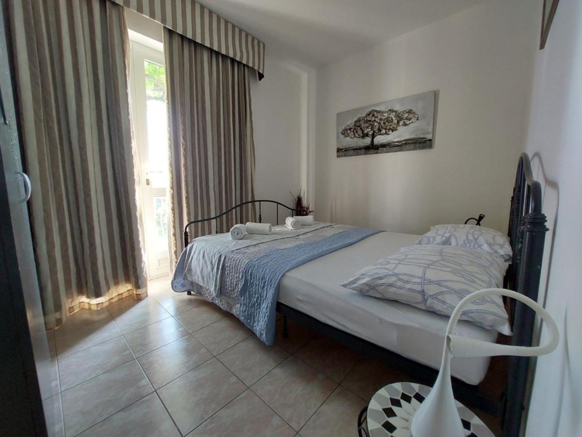 Apartments With A Parking Space Plat, Dubrovnik - 4776 Млини Екстер'єр фото