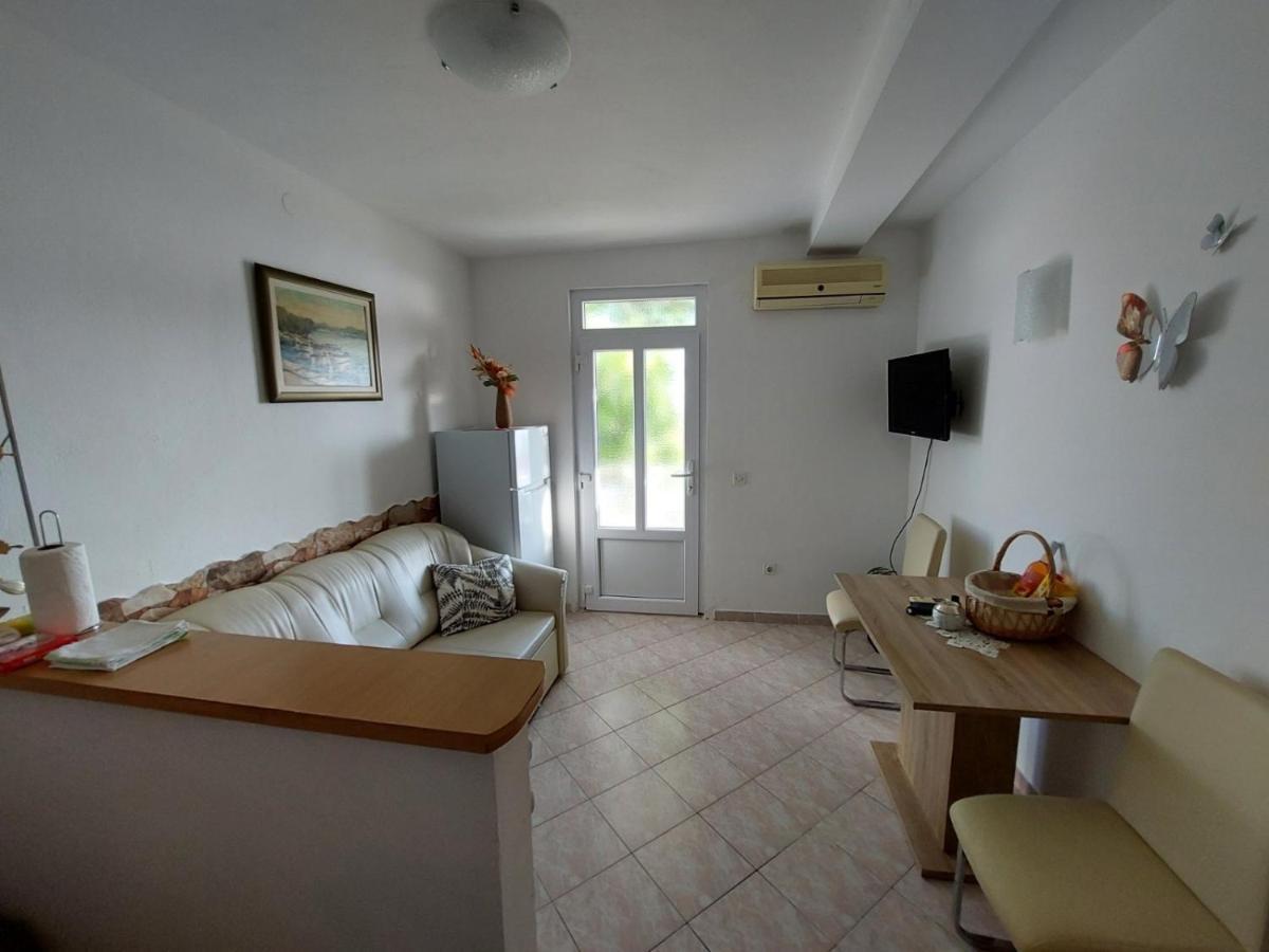 Apartments With A Parking Space Plat, Dubrovnik - 4776 Млини Екстер'єр фото